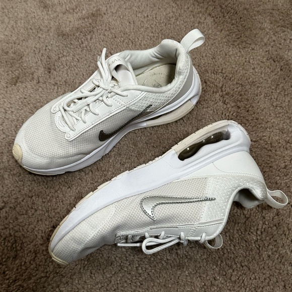Nike Air Max INTRLK Lite Women's Shoes in White | Size 6 - Picture 6 of 8